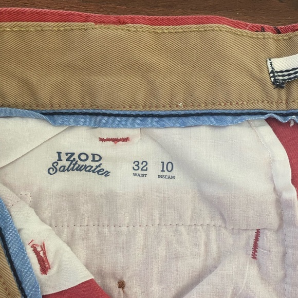 Men’s IZOD shorts - Picture 3 of 3